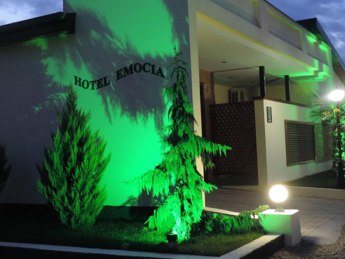 Hotel Emocia Natakhtari Esterno foto