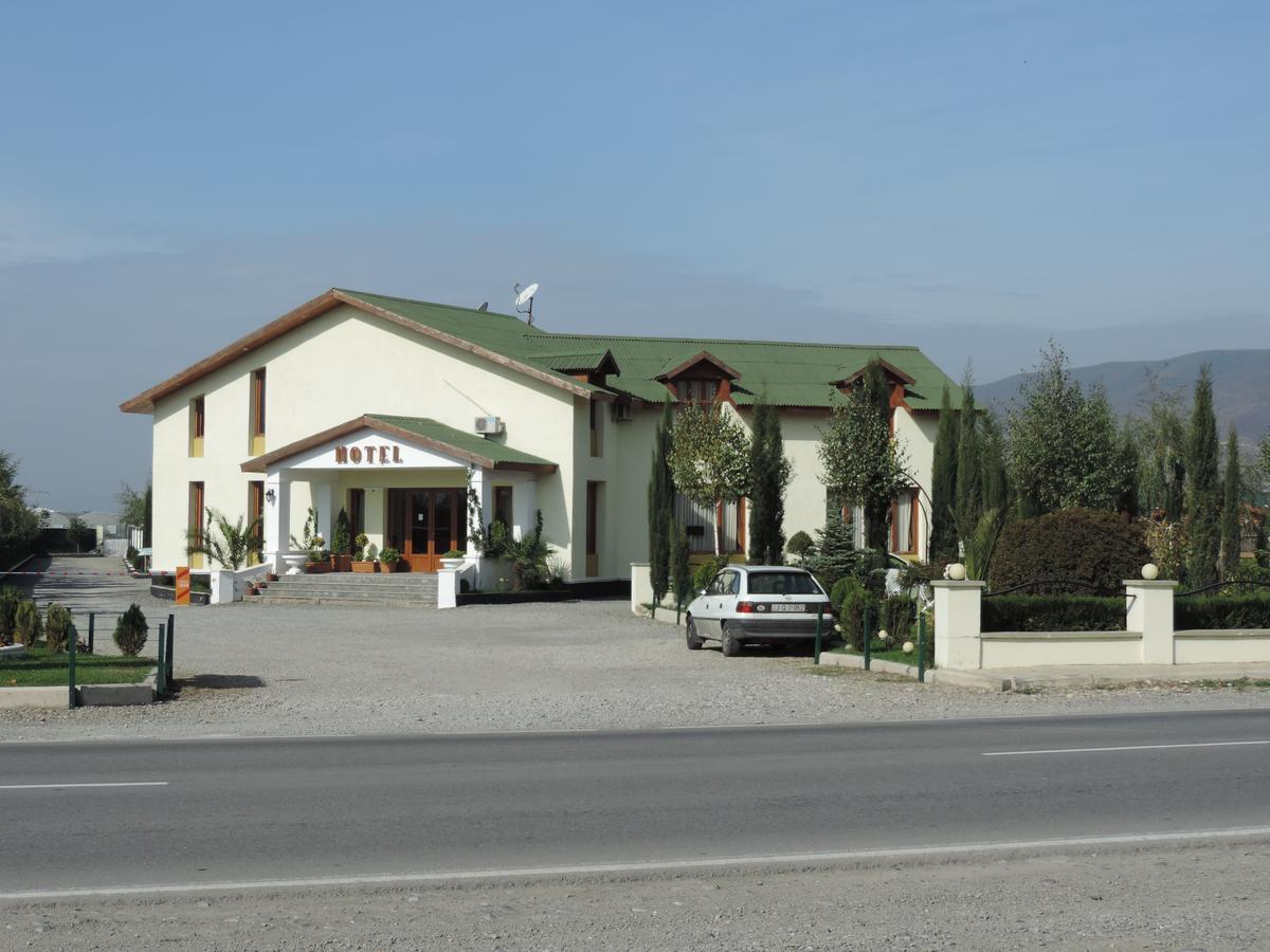 Hotel Emocia Natakhtari Esterno foto