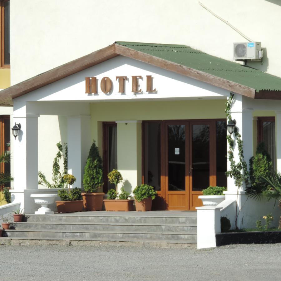 Hotel Emocia Natakhtari Esterno foto
