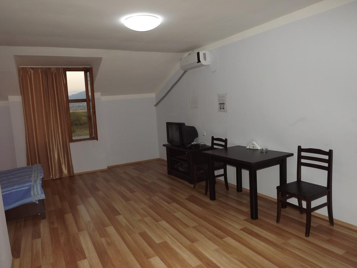 Hotel Emocia Natakhtari Esterno foto